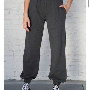 Brandy melville Rosa sweatpants